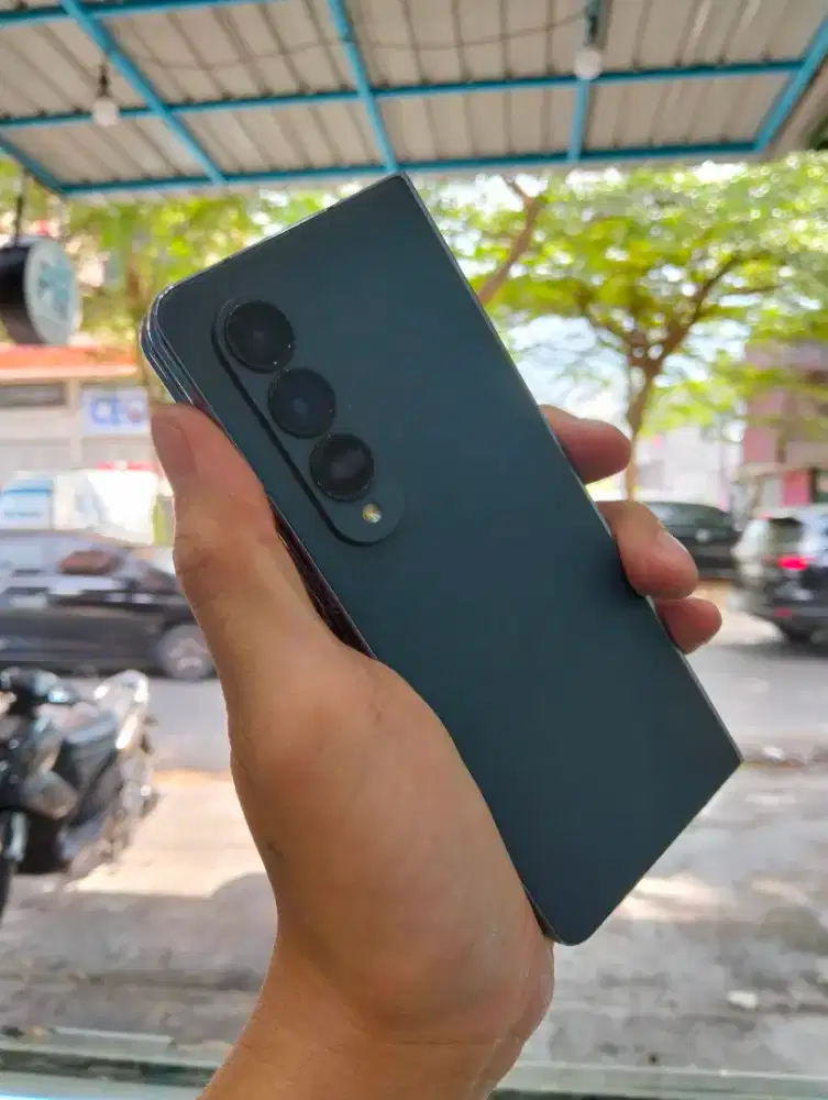 Samsung fold 4 12/256