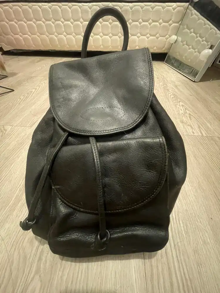 Tas ransel kulit kecil