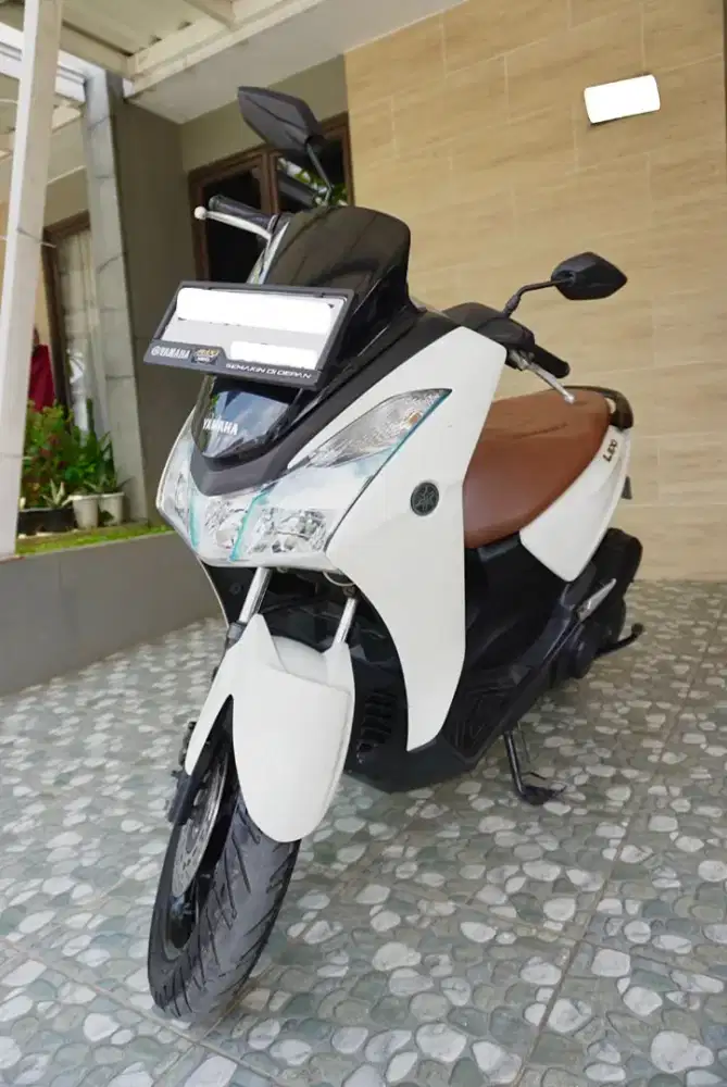 Yamaha Lexi Putih 2019 Terawat