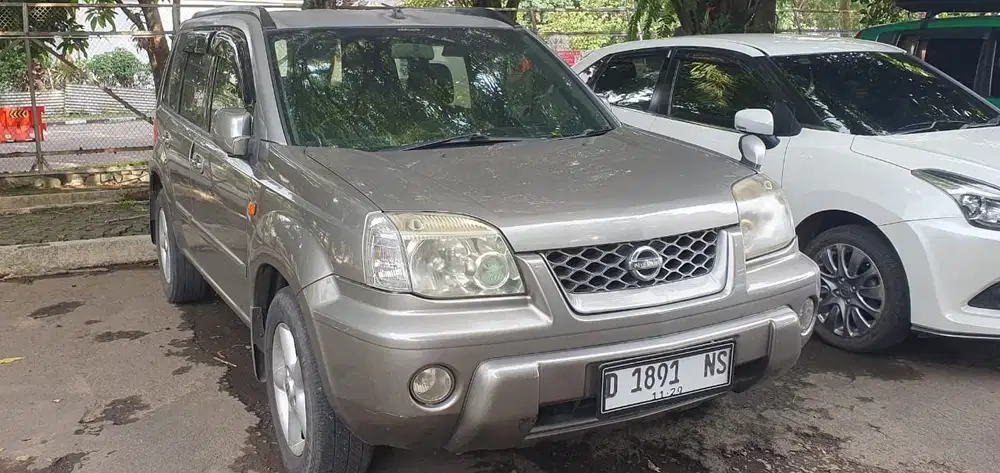 Nissan X-Trail 2004 Bensin