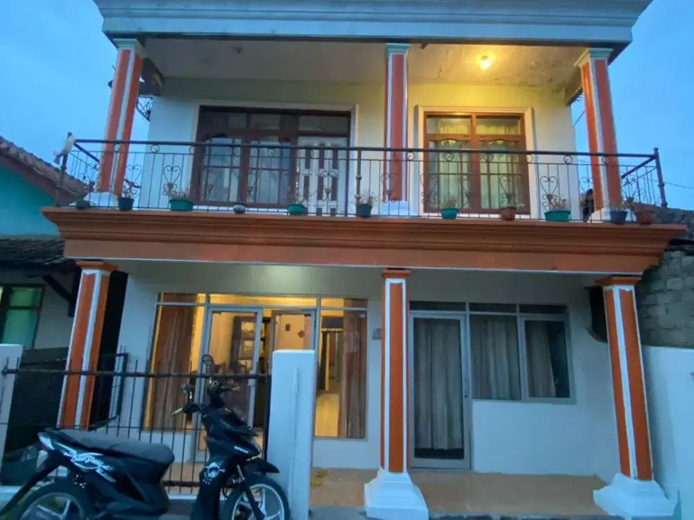 Dijual Rumah Strategis di Bandung Barat, dekat Kota Baru Parahyangan