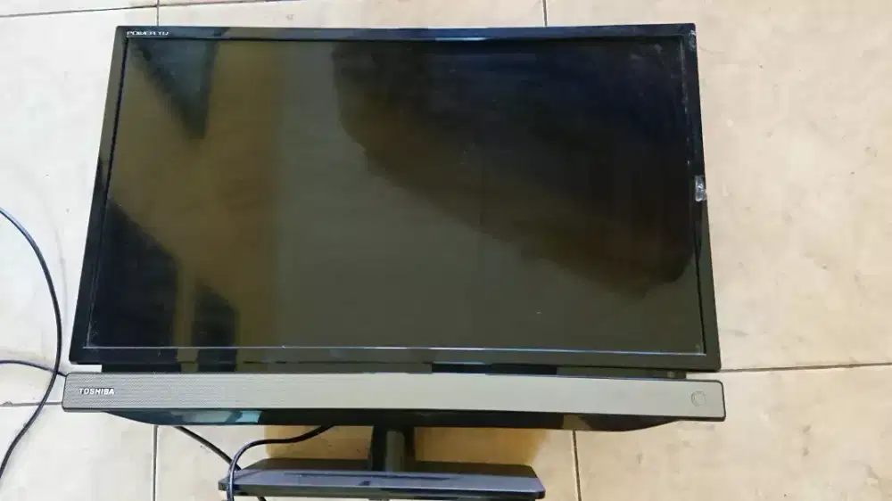 Tv Toshiba Led 24 Inch + STB