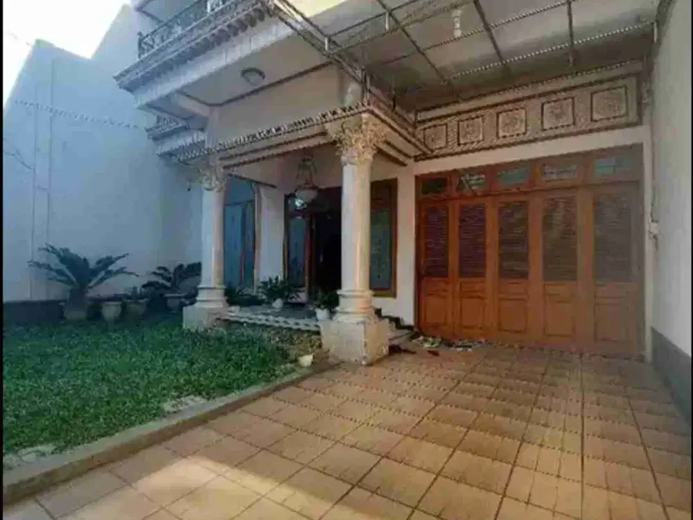Strategis! Rumah Candi Mendut Suhat Kota Malang