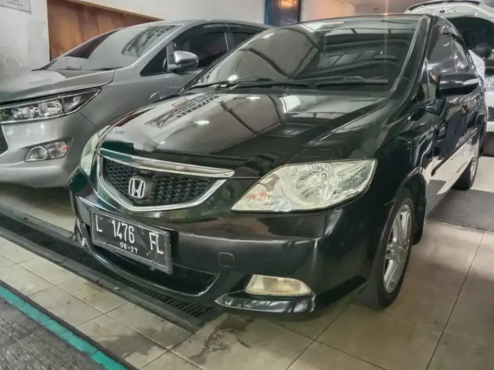 New City at Hitam siap pakai