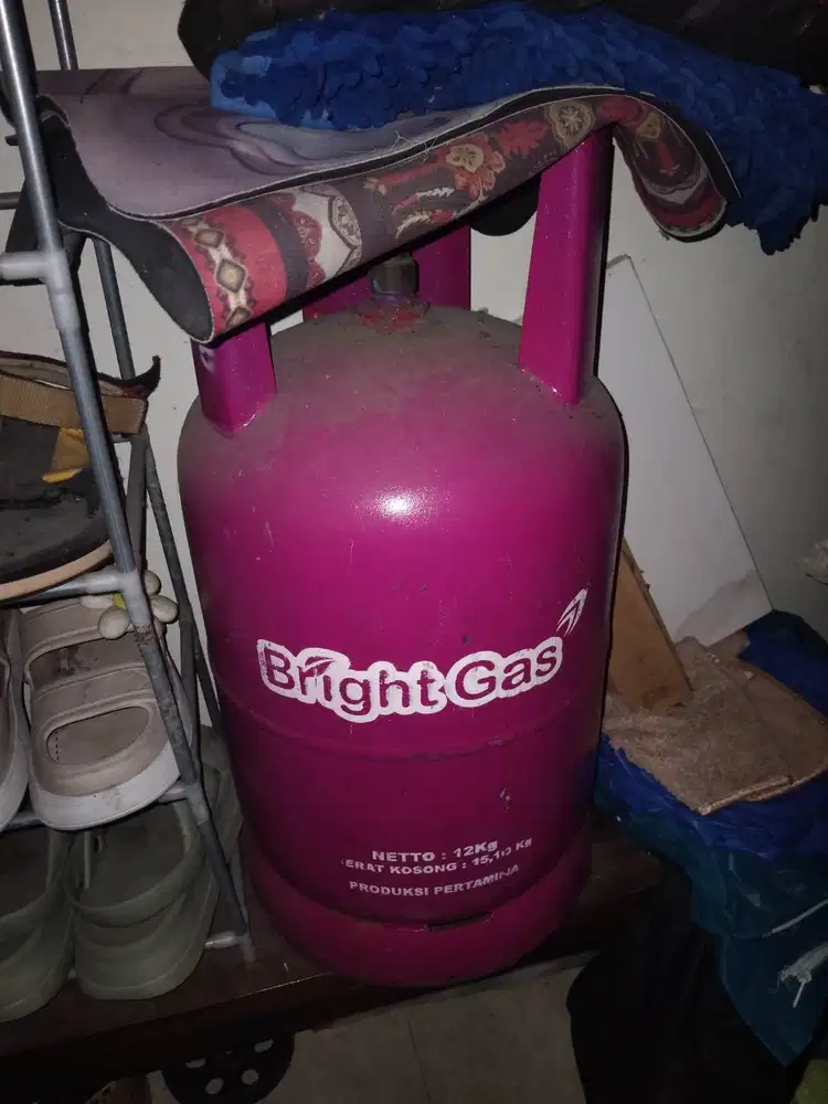 Tabung gas 12 kg pink
