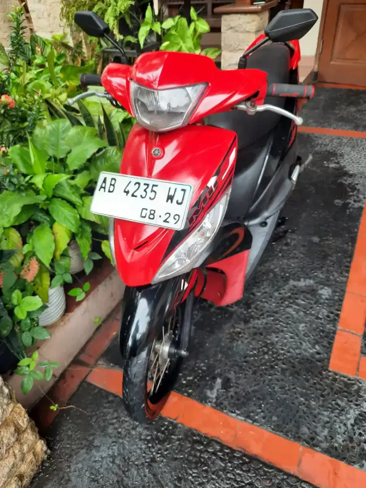 MIO J RUJI INJEKSI'14 HITAM PLAT DAN PAJAK BARU BANTUL TERWAT DGN BAIK