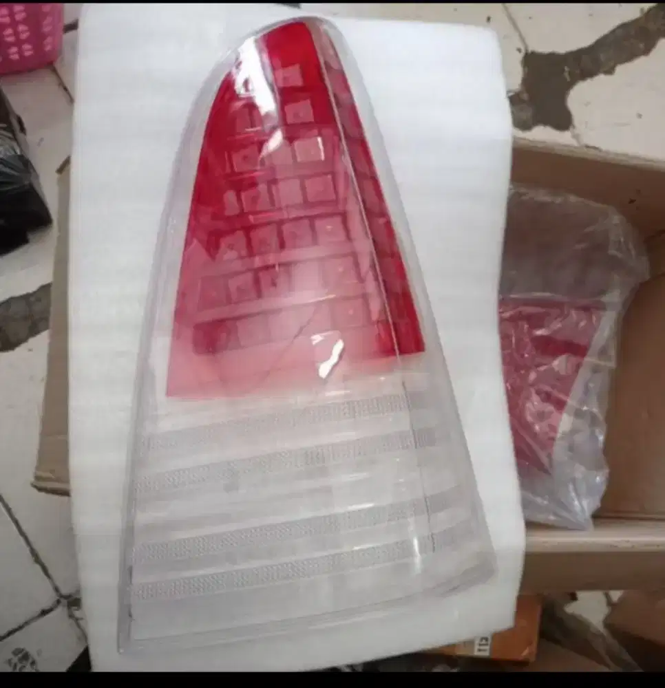 mika stop lamp belakang innova 2008-2011