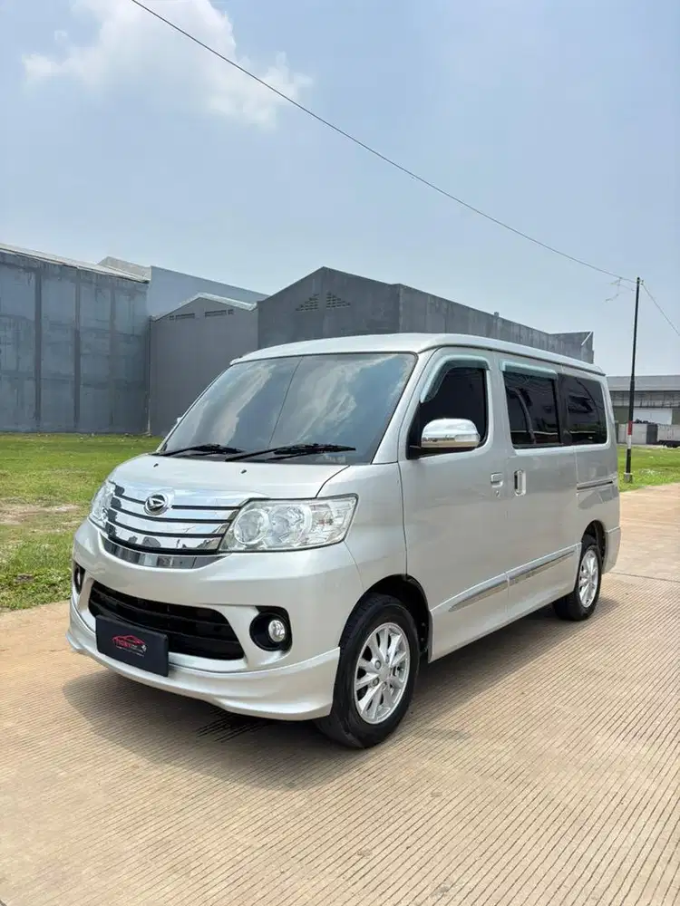 Daihatsu Luxio 1.5 X 2020 Manual ( Silver Metalik )