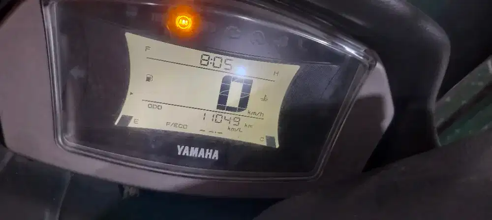 NMAX connected abs th 2022 km 11rb ban tebus !!