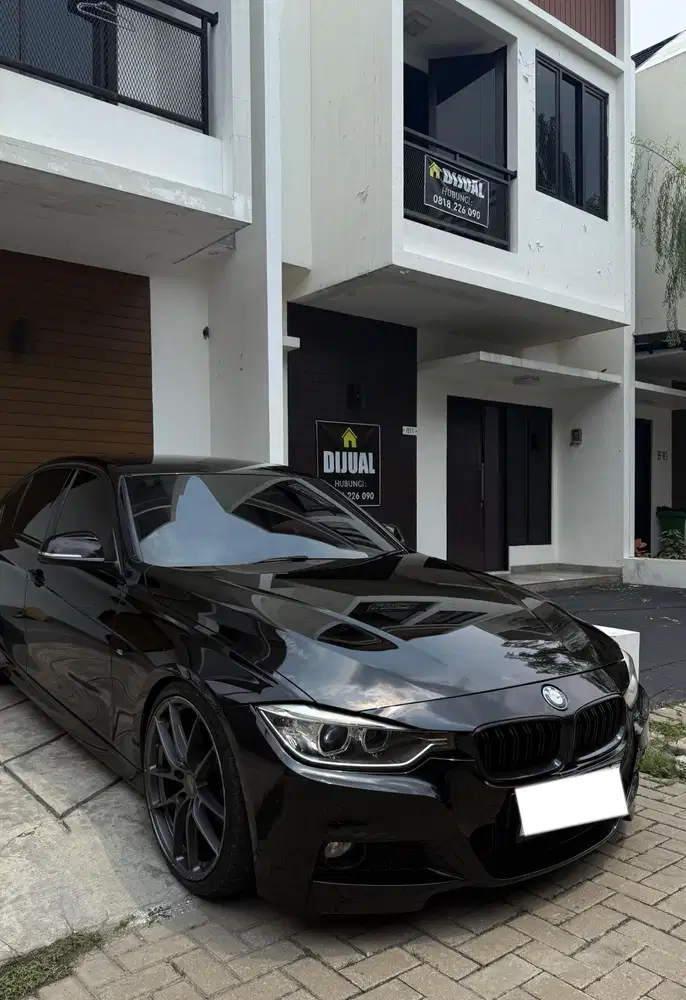 BMW 320i 2012 Bensin