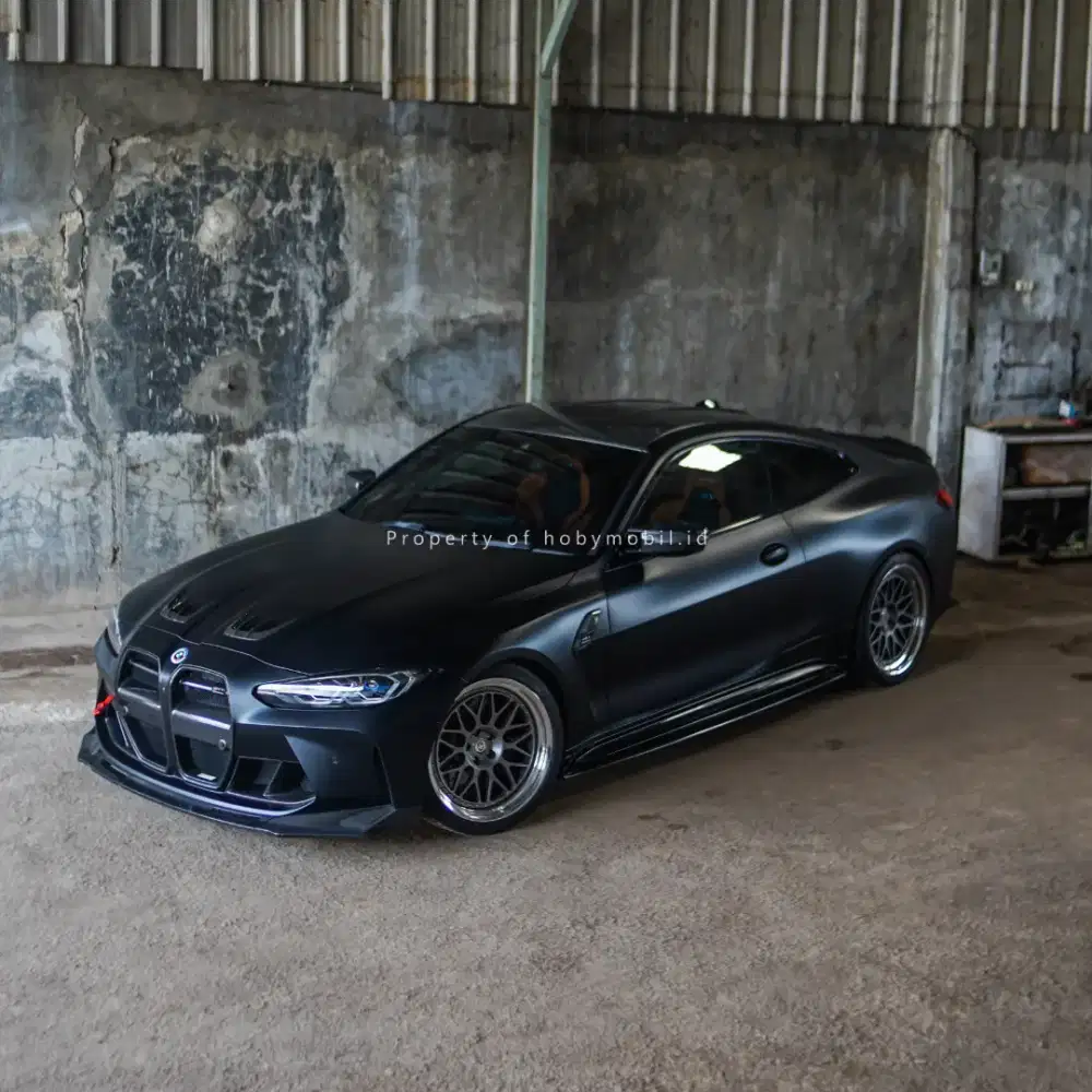 BMW M4 COMPETITION 2023