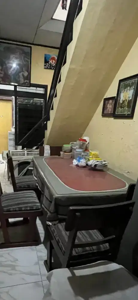 Jual cepat perabotan rumah tangga bahan jati tua solid. mau pindahan