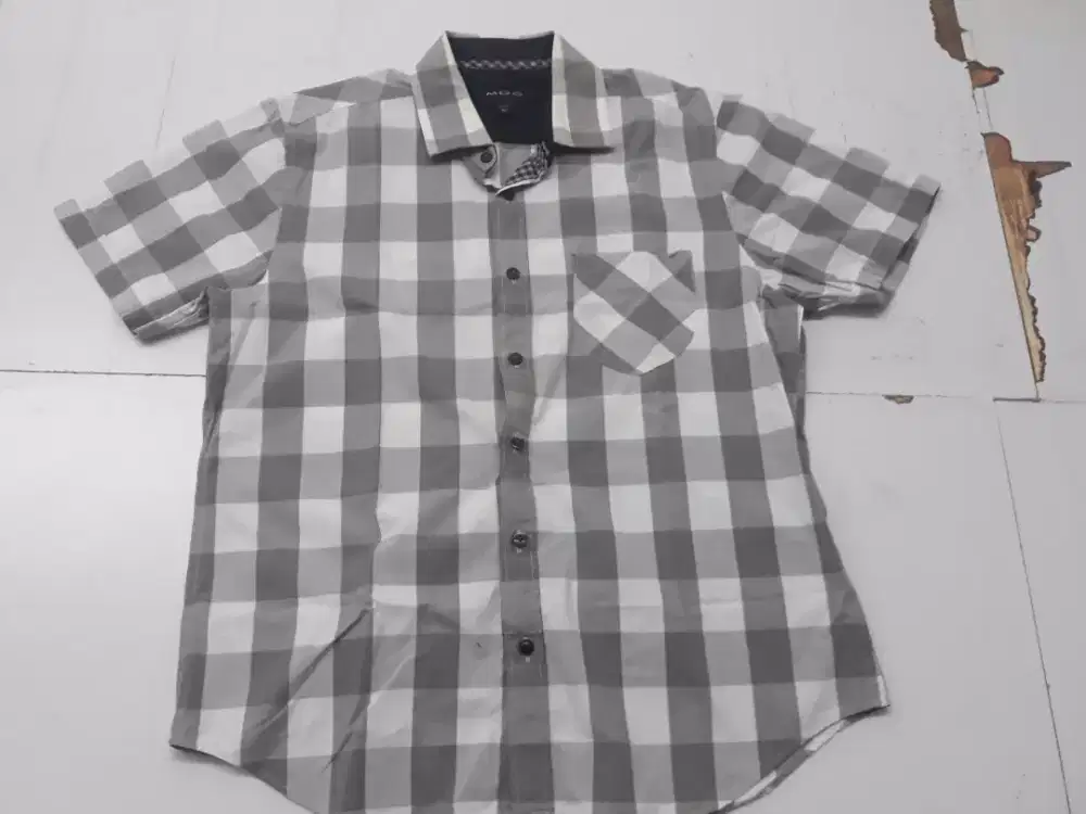 Kemeja Pria Moc Size M