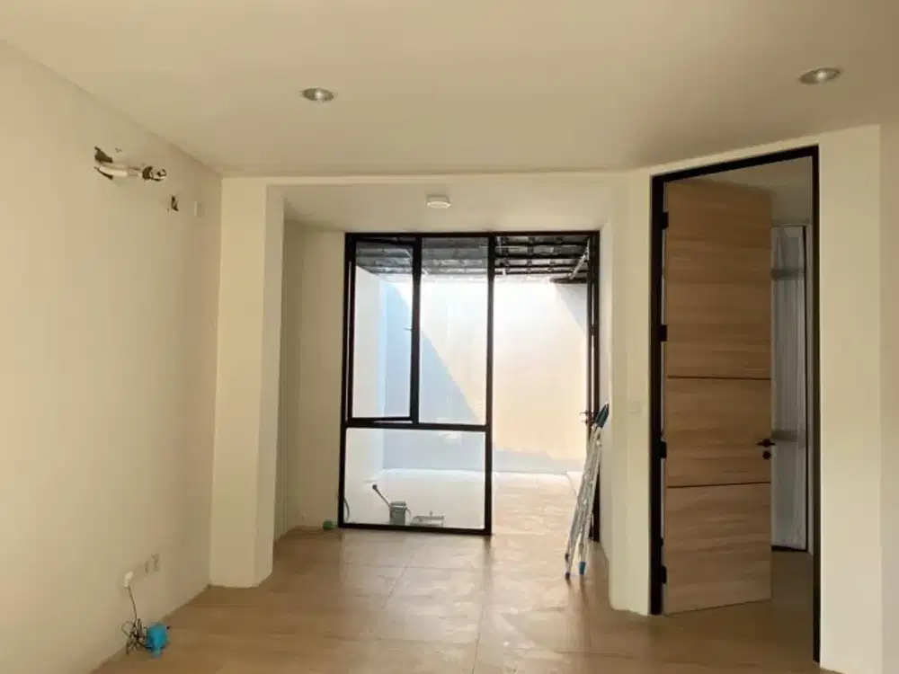 Disewakan Murah Rumah di Cendana Icon Lippo Karawaci