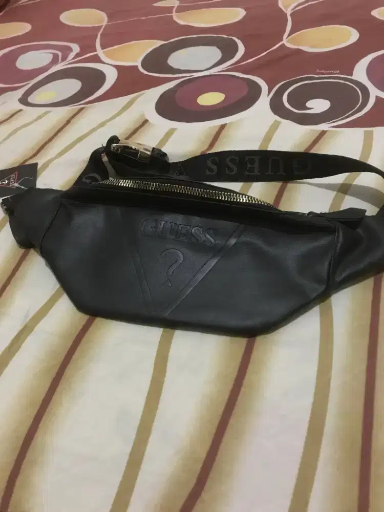 Tas Waistbag Guess baru