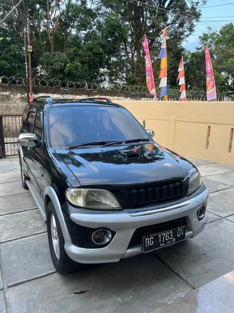 Daihatsu taruna oxxy fgx 2005 orisinil