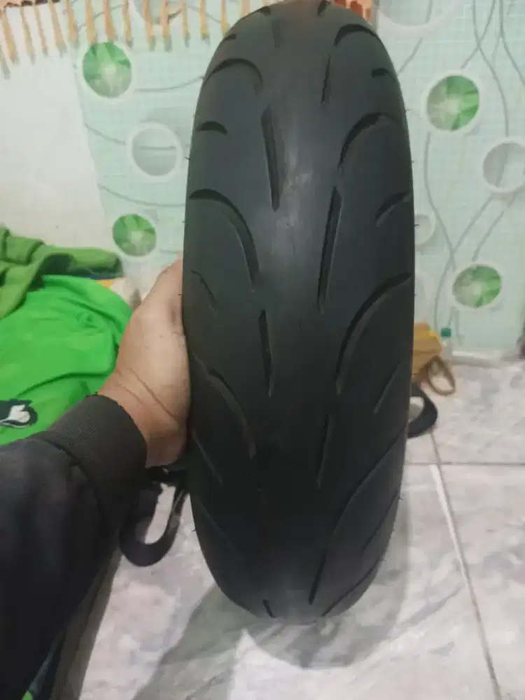 Ban belakang aerox 90% tebel
