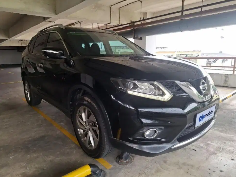 DP RENDAH Nissan XTrail 2.5 Bensin-AT 2017 UGY