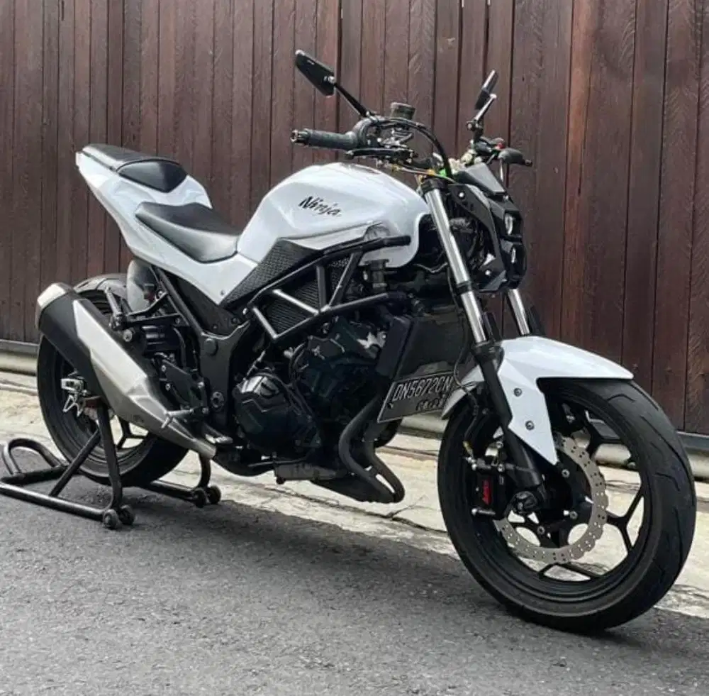Kawasaki ninja 250 2013 lengkap modif