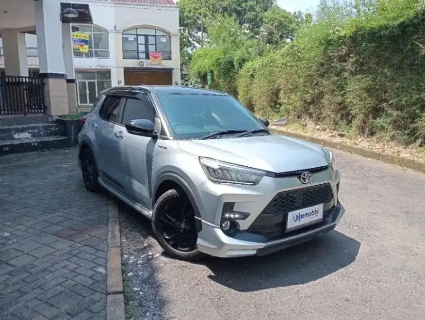 TERMURAH Toyota Raize 1.0 T GR SPORT Two Tone Bensin-AT 2021 DFJ B