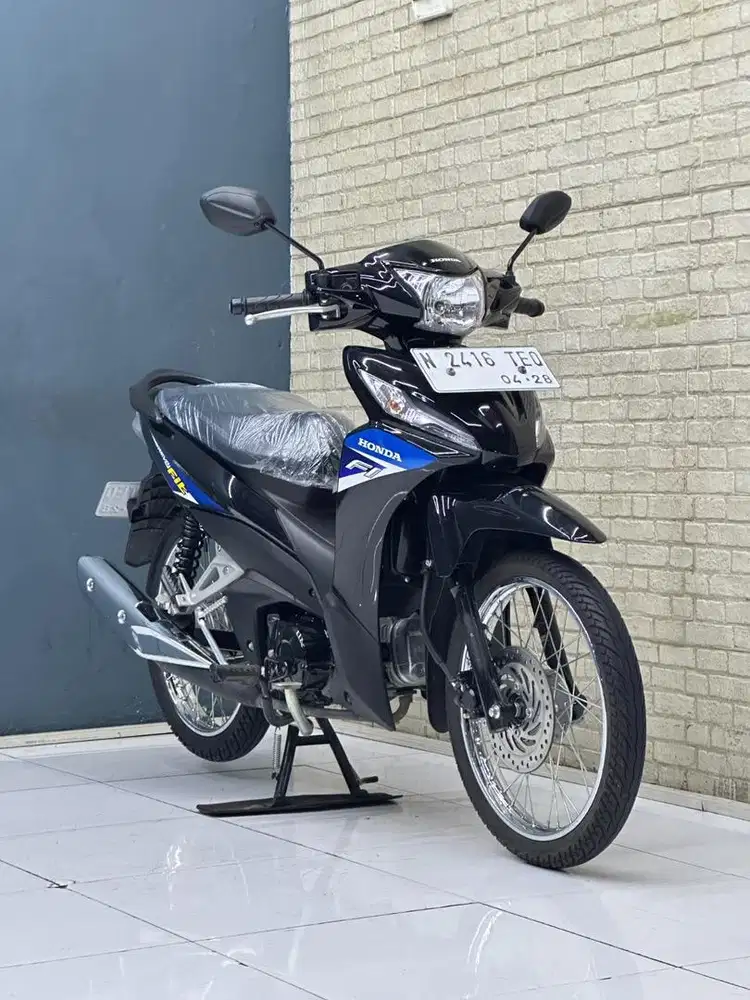Km 400 Bau Baru‼️ Honda Revo fit 2023 tangan ke 1 - Zaky Mustika