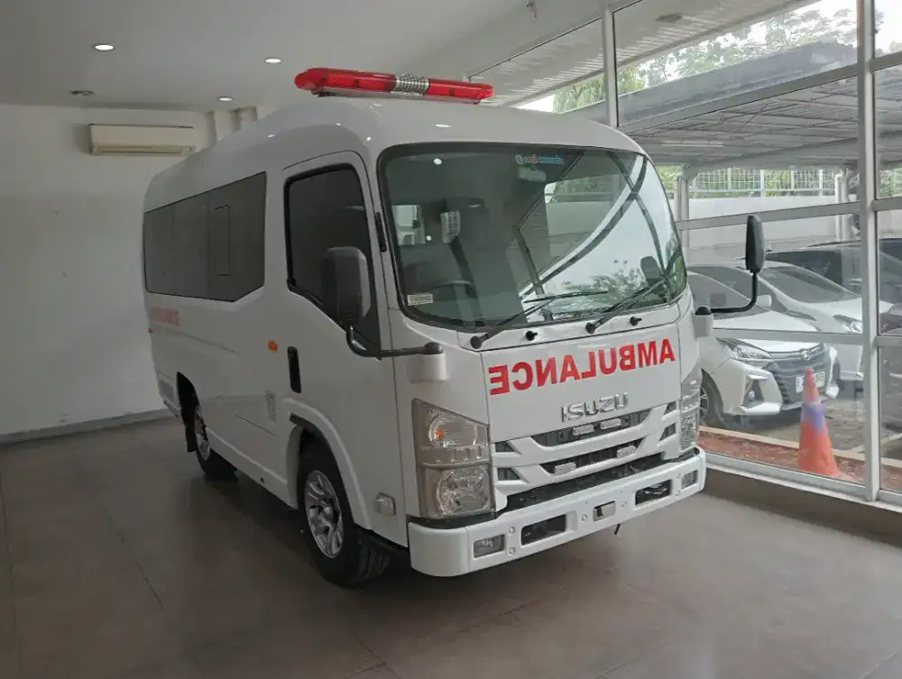 Elf ambulance 2023