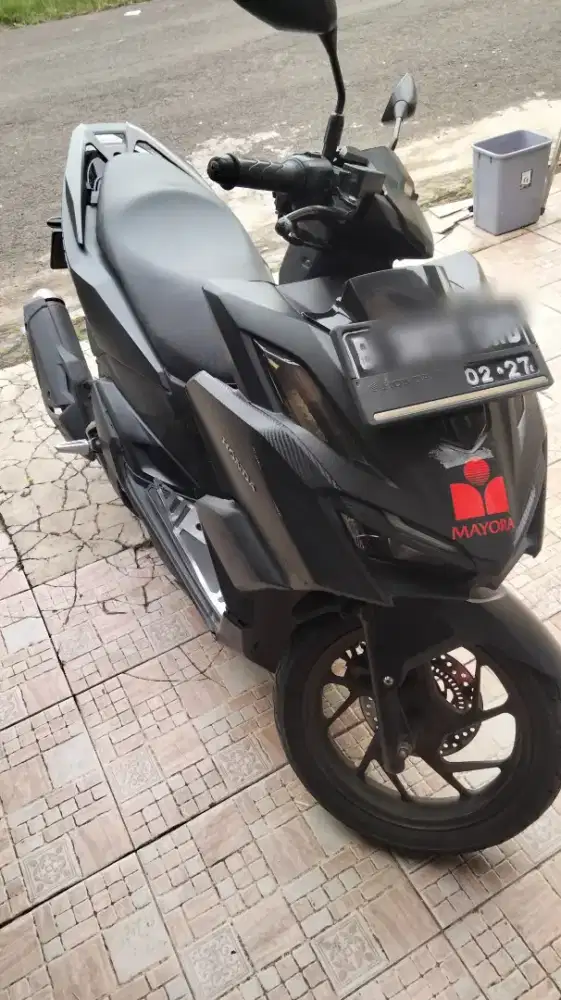 Jual butuh Vario 160 abs 2022