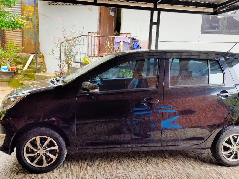 Sigra R 2017 M/T