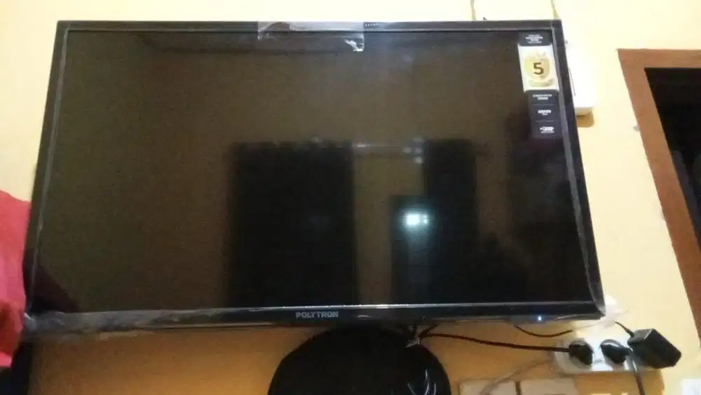 d jual tv polytron 31 inci