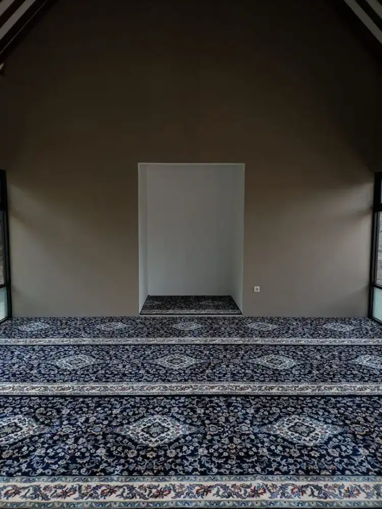 Karpet Masjid Roll Murah Solo – Tebal & Elegan