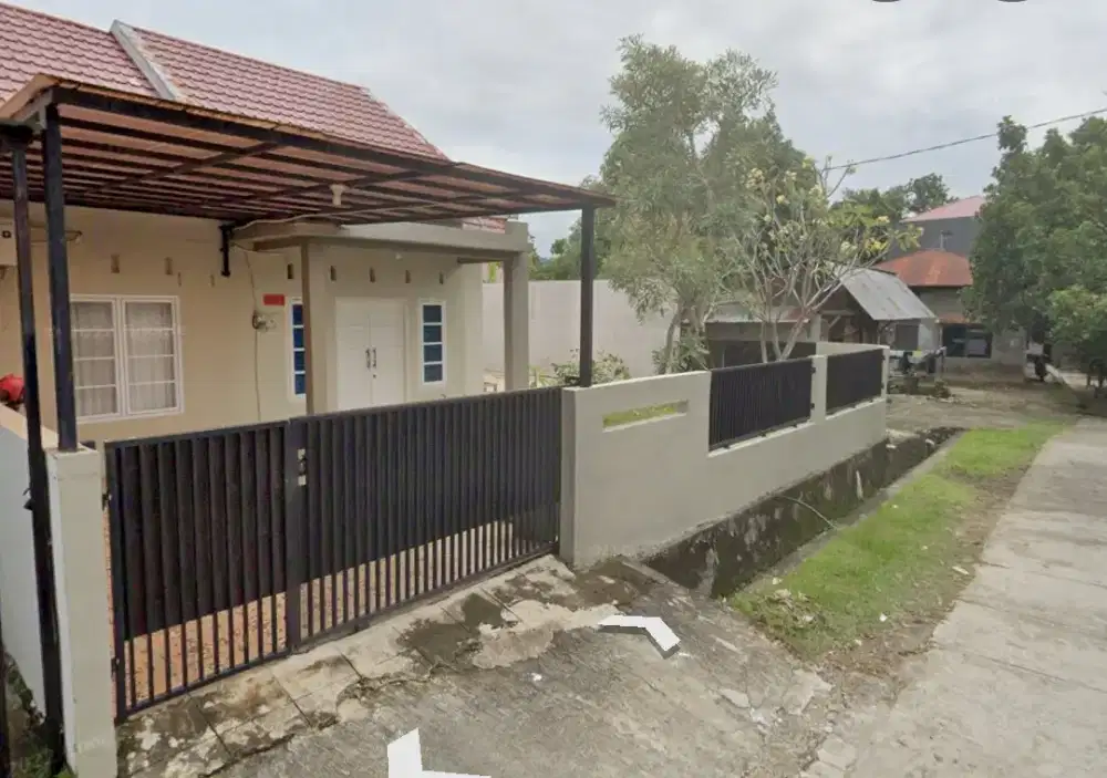 Disewakan Rumah di Padang Timur