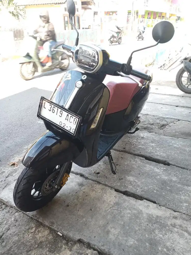 Motor benelli panarea 125cc - kondisi istimewa, siap pakai