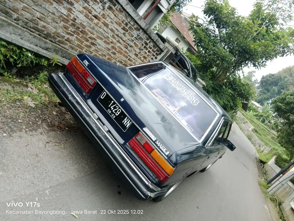 Toyota Corona 1981 Bensin