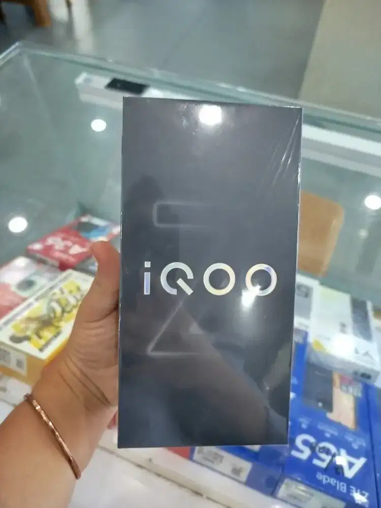 Vivo IQOO 8/128