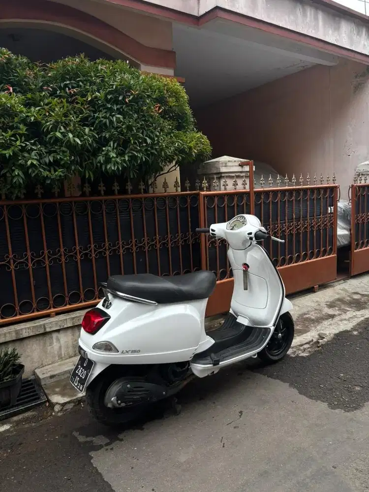 Vespa Lx 150 ie