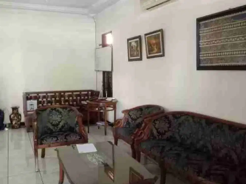 rumah di karangrejo