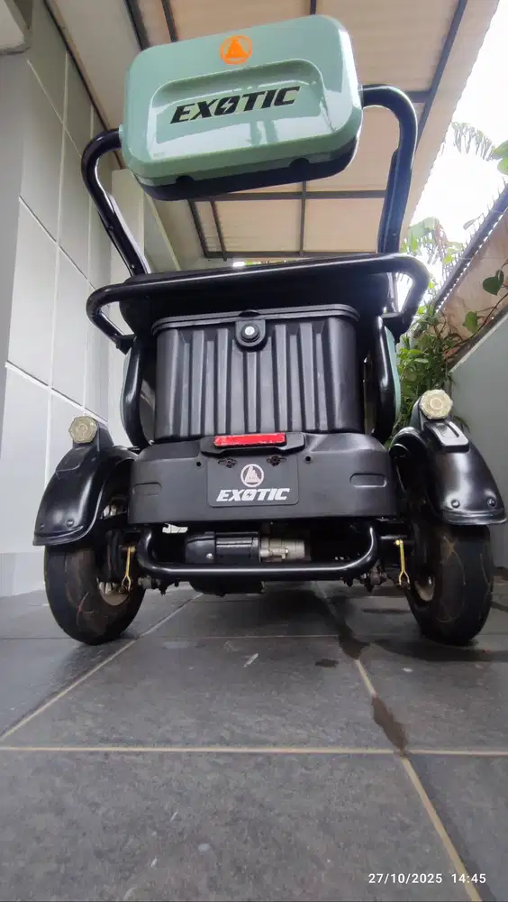 SEPEDA MOTOR LISTRIK RODA TIGA