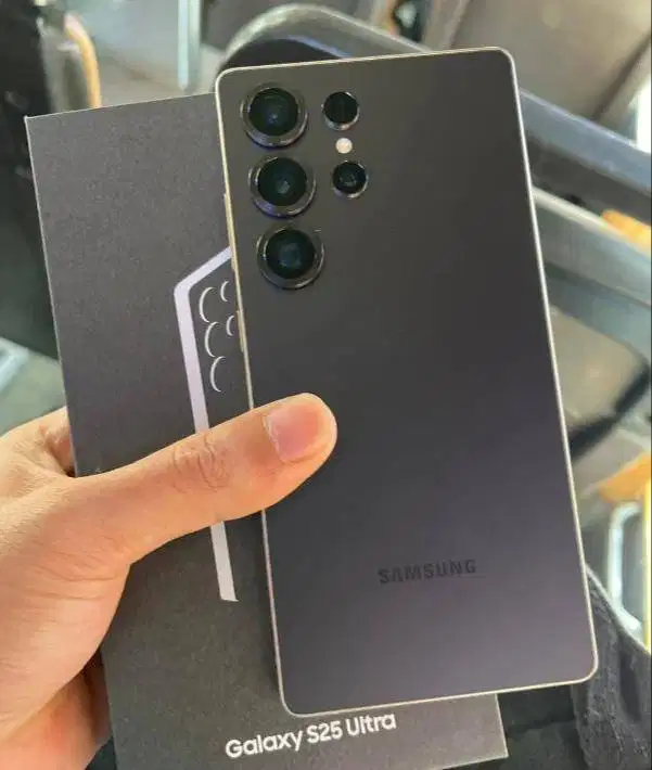 Dijual Samsung S25 Ultra 512 GB Second Fullset Garansi Resmi Samsung