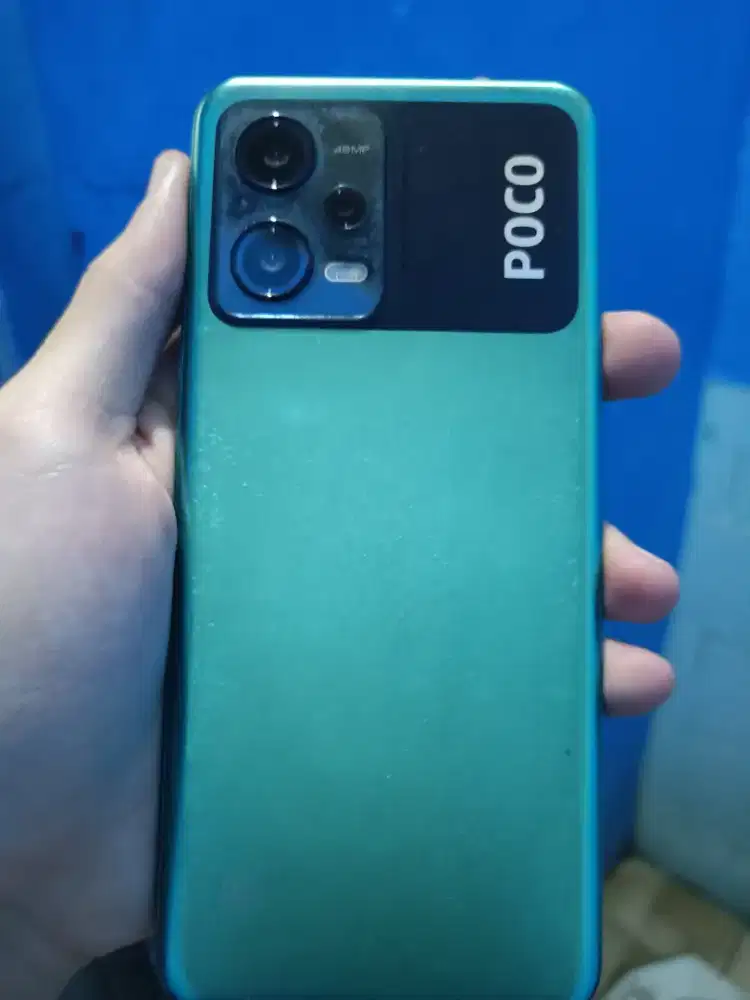 jual atau barter poco x5 dan realme 8 5g