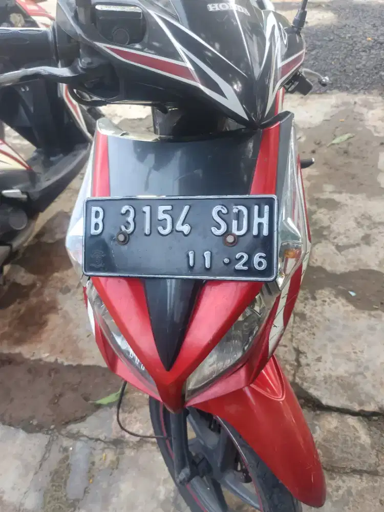 Dijual honda vario 110 tahun 2011 B DKI jakarta selatan pajak idup