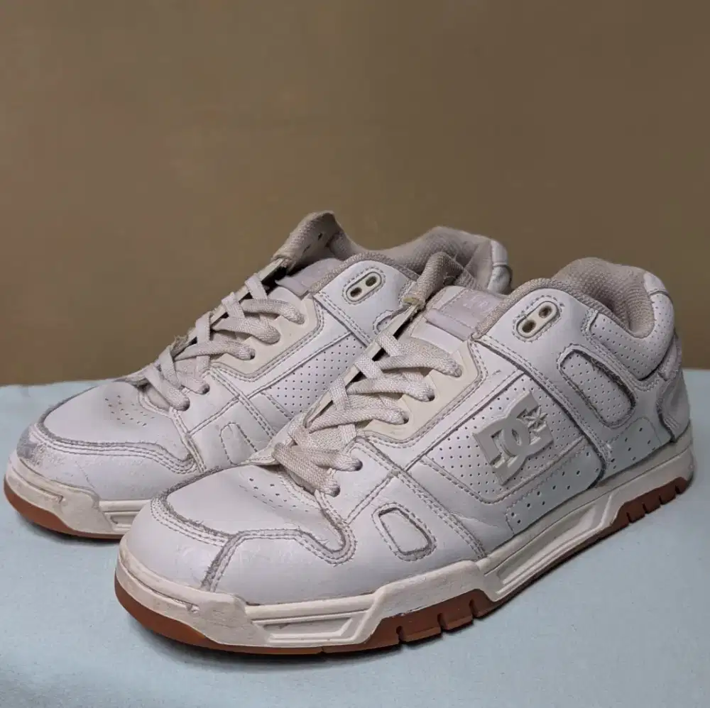 DC Shoes Stag White Gum Sole