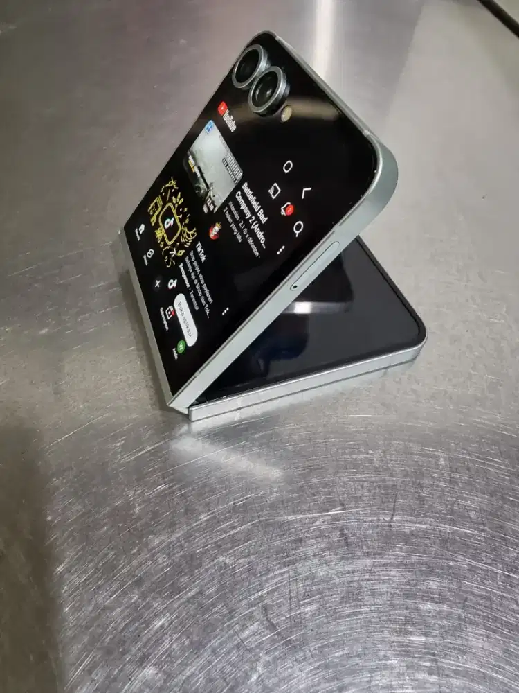 Samsung flip 6 resmi