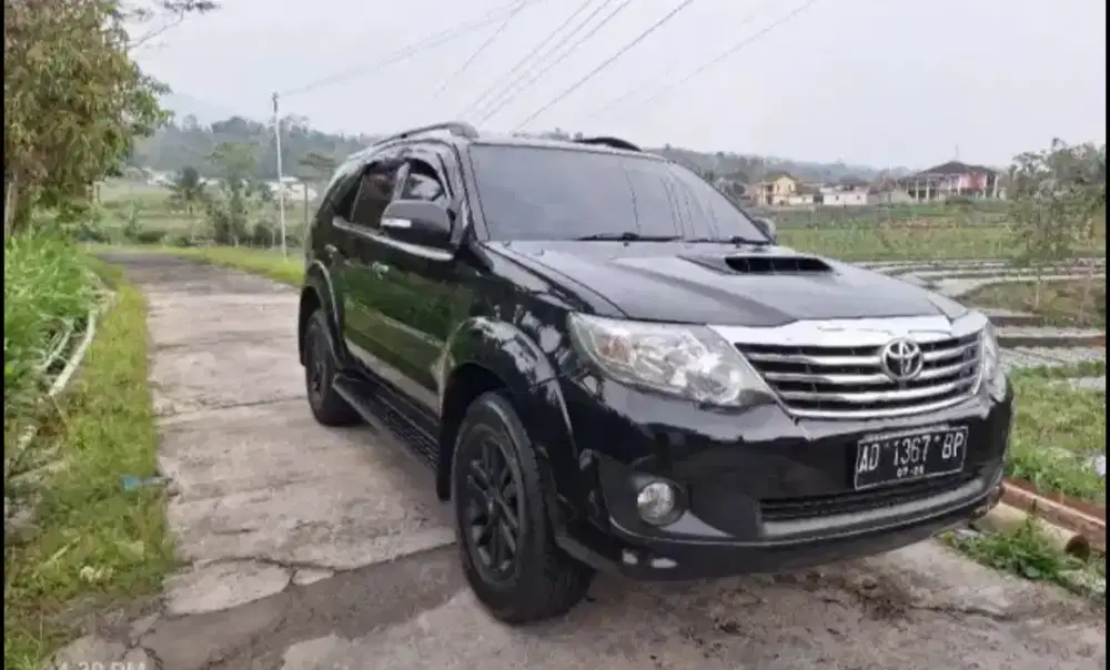 TOYOTA FORTUNER 25 G VNT AT 2013