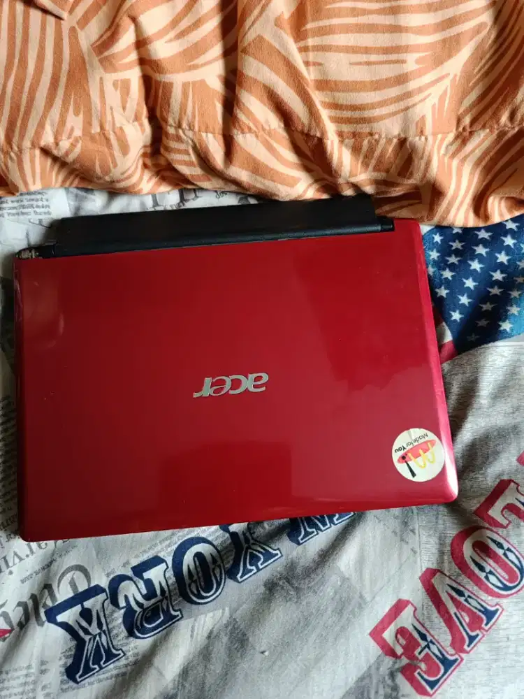 Dijual Acer Aspire One ZG8 kondisi apa adanya.