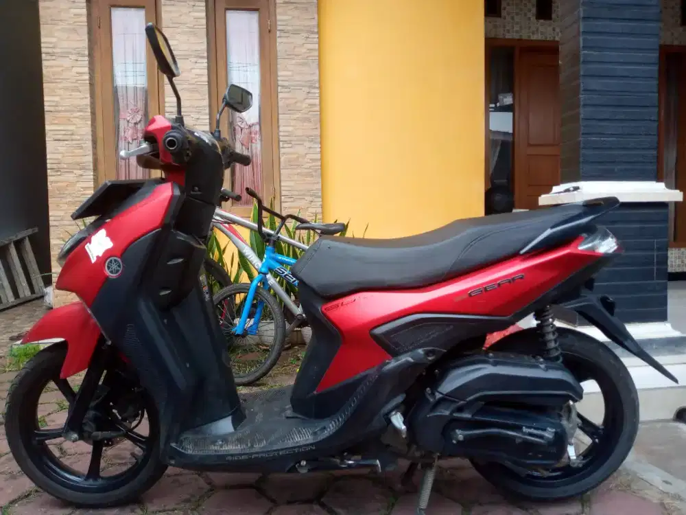 Yamaha gear merah mulus 2021