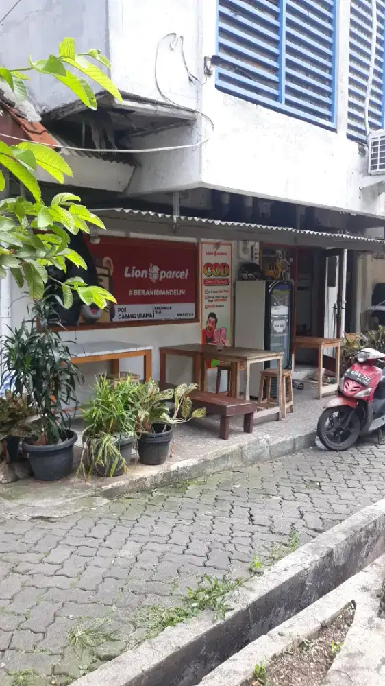 Dibutuhkan segera admin & kurir expedisi