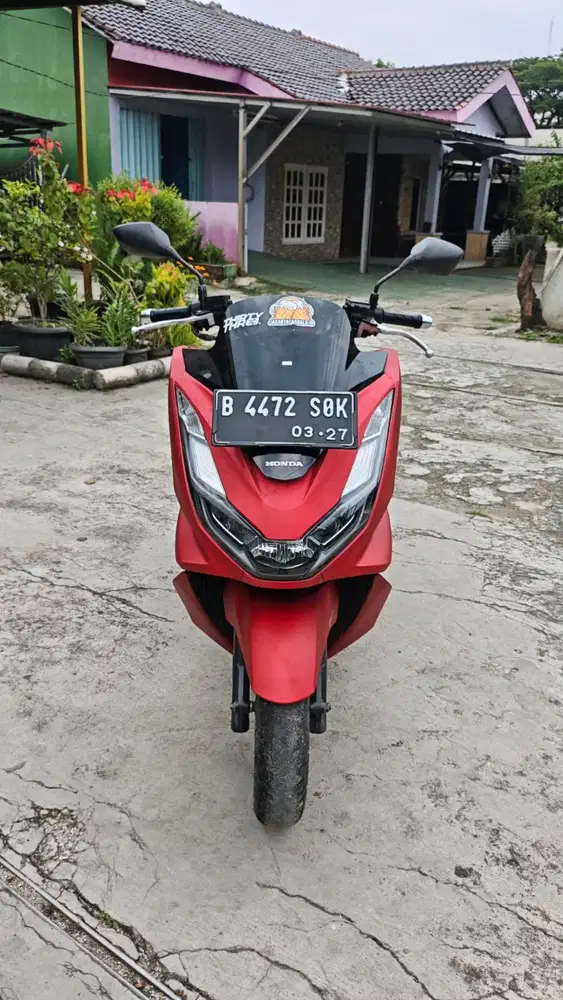 Dijual honda PCX merah 160 cc