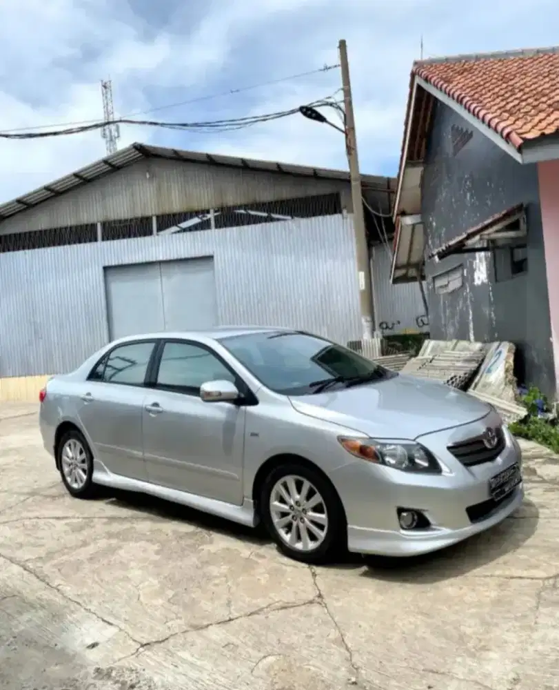 Toyoya altis 2008