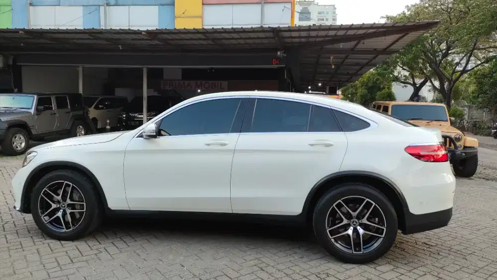 Km 8 K Mercedes Benz GLC 300 Coupe AMG 2019
