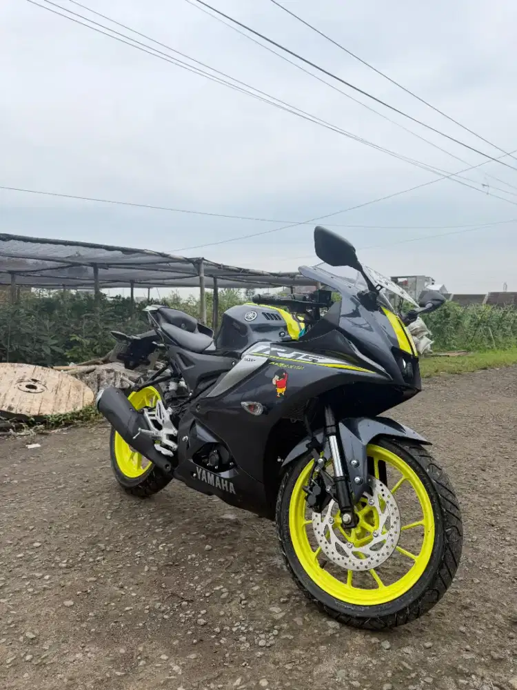 R15 V4 2024 ABS Connected ''LOW KM ANTIK ''